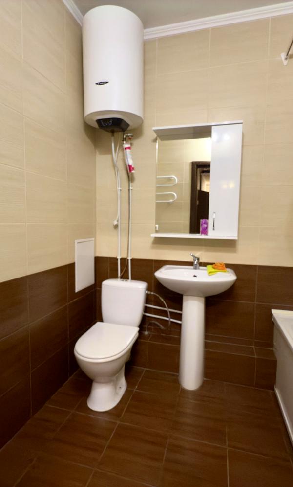 Spacious apartment with kitchen, dishwasher, and balcony