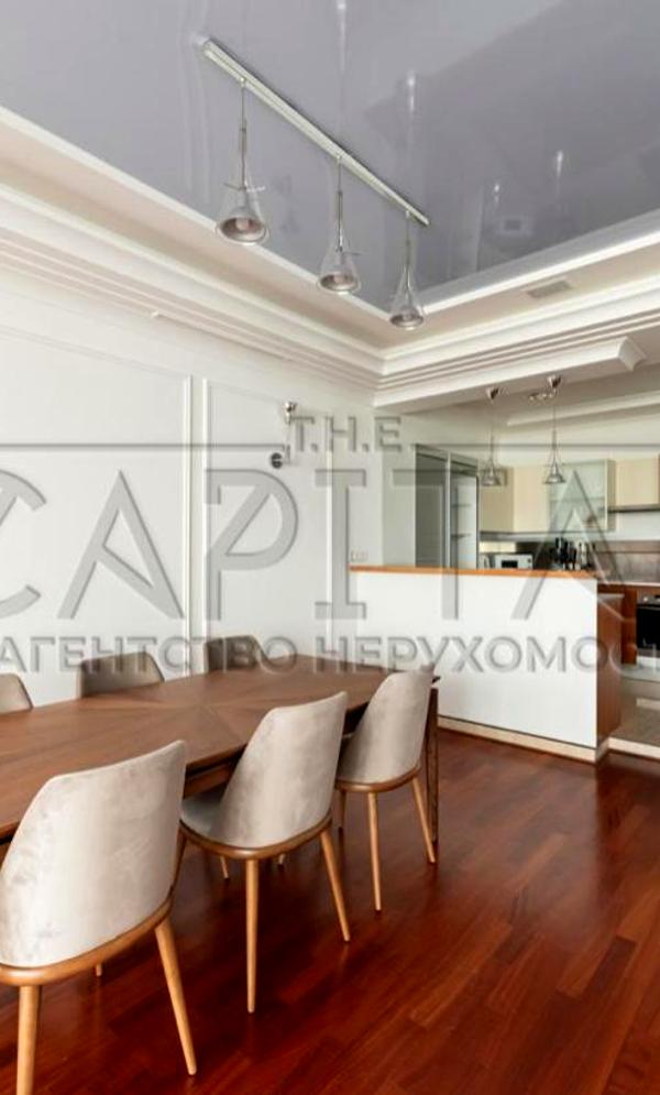 Spacious 3-Room Apartment in Shevchenkivskyi District with Premium Design