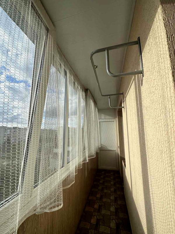 3-Room Apartment on Dorobok Street with Quality Renovation