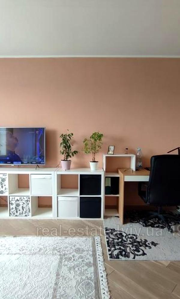 Modern Apartment with Comfortable Design and Prime Location