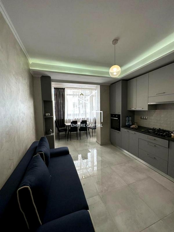 2-Room Apartment on Zaliznycha Street, Lviv