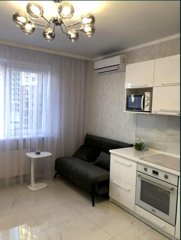 1-Bedroom Apartment in 42nd Pearl Complex, Arkadia/Genuezskaya