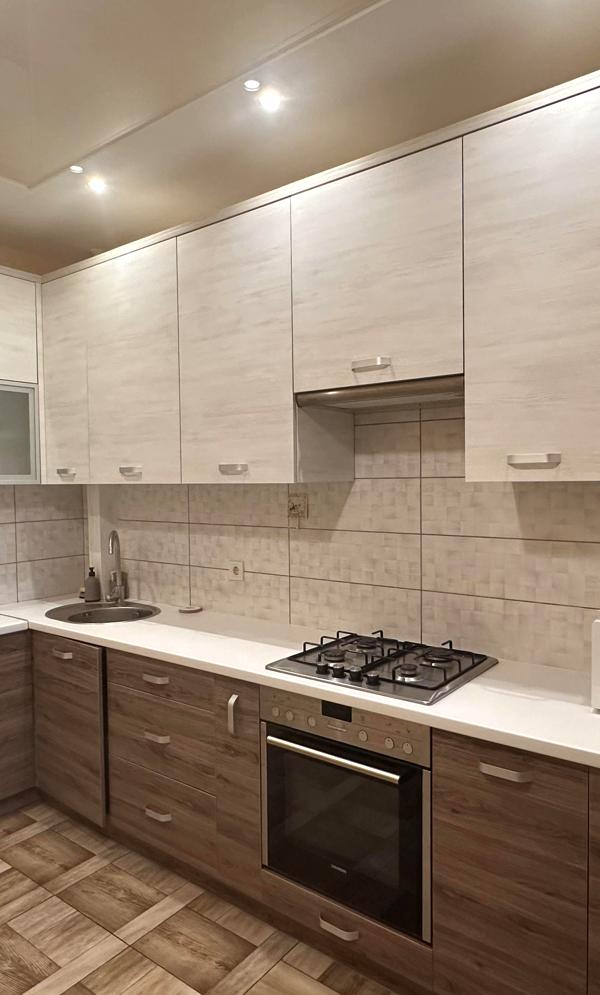 Modern Apartment with Designer Interior and Full Amenities