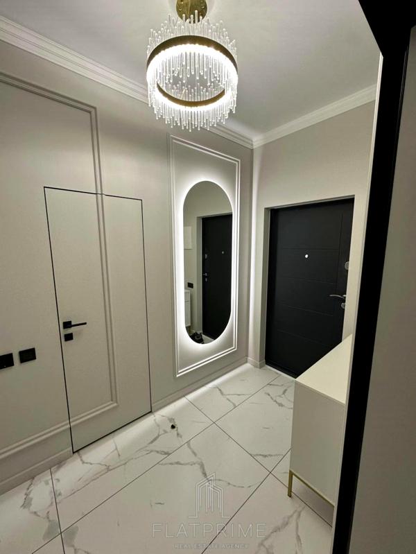 Spacious 1-bedroom apartment in Manhattan City, Kyiv