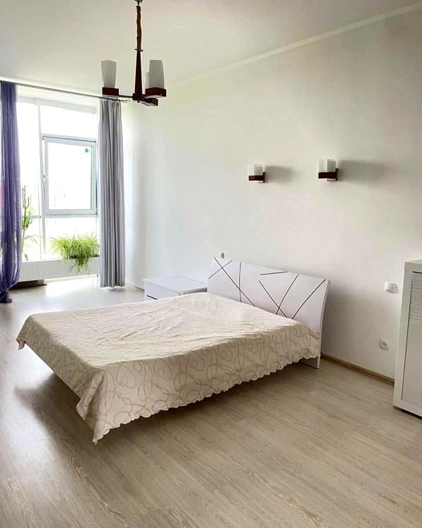 Sea View 2-Room Apartment in 8th Pearl of Arkadia, 5 Min from Sea