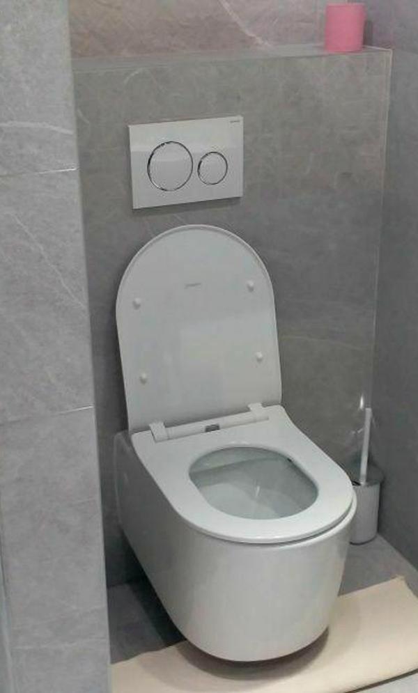 2-Room Apartment with Premium Renovation near Czech Consulate
