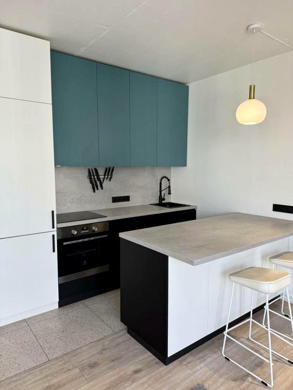 Modern Compact Apartment in Zaryechnyi Complex