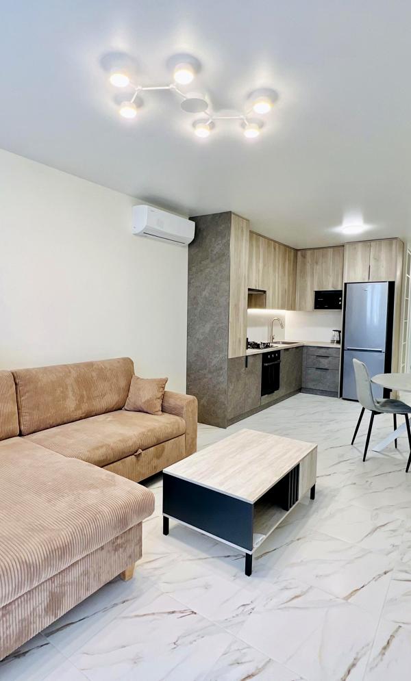 2-Room Apartment near Park and Lake, First Lease, Stryjska Street