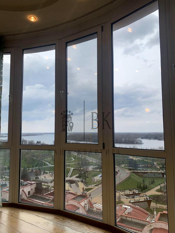 Panoramic 5-Room Apartment with Dnipro River View in Oazys Complex