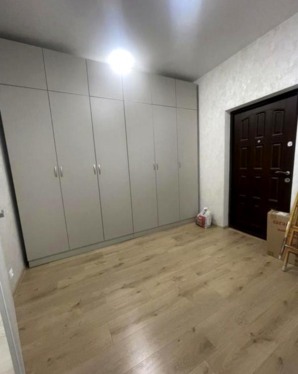 New cozy one-bedroom apartment in 63 Zhemchuzhina Complex