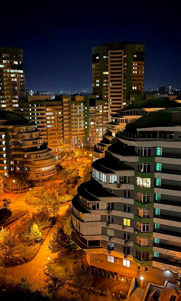 Euro Two-Room Apartment in Parkovyi City Complex with Panoramic View
