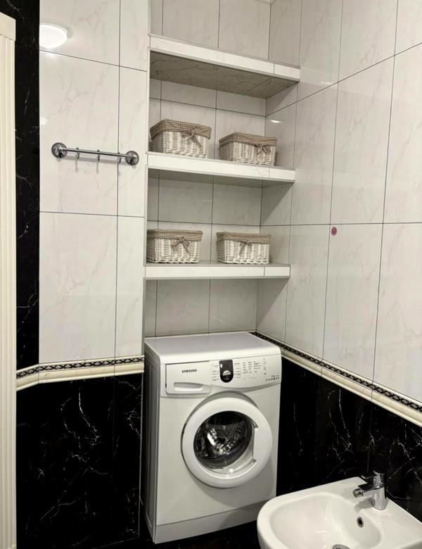 Spacious 1-bedroom apartment with studio kitchen near Gymnasium Embankment