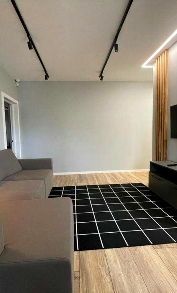 2-Bedroom Apartment near Beresteiska Metro with Modern Design