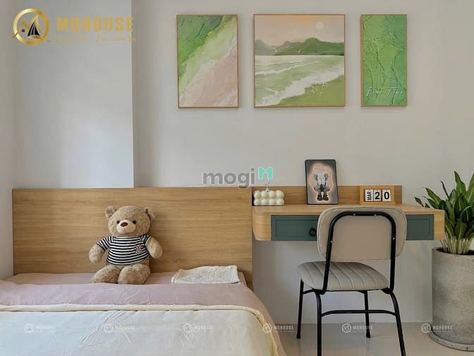 Studio Apartment with Modern Design near Cách Mạng T8