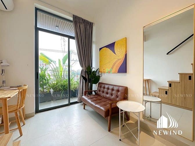 Modern Duplex with Balcony near Phan Xich Long