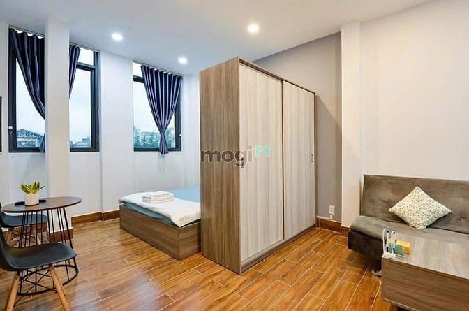 Modern Studio with Built-in Kitchen and AC