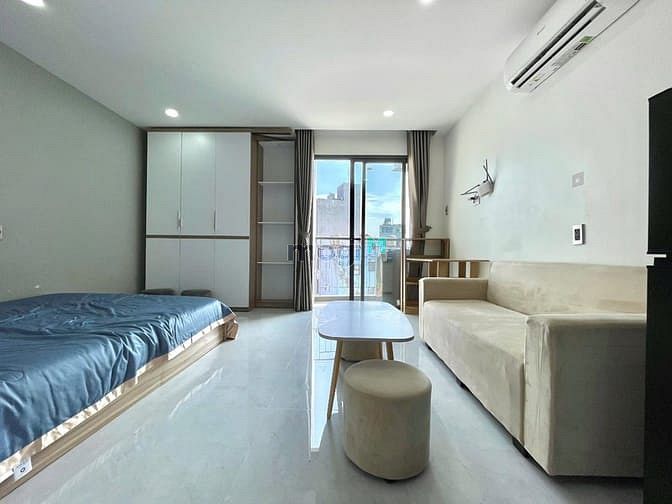 Modern Studio Apartment with Balcony in Binh Thanh