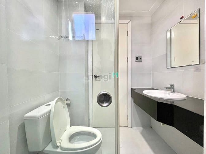 Modern Studio Apartment with Balcony in Binh Thanh