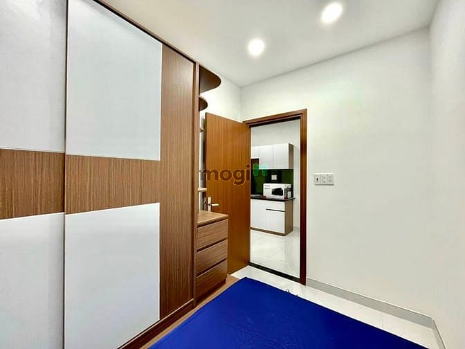 Modern 2-Bedroom Apartment with Elevator in Binh Thanh