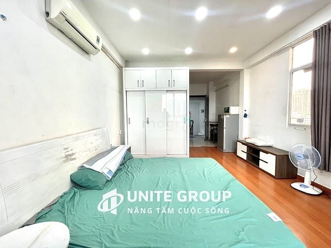 Modern Studio Apartment Near Tan Dinh Market