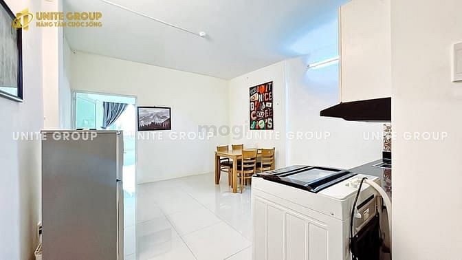 Modern 1BR Apartment Near Le Van Tam Park