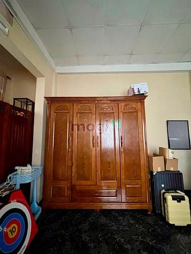 Spacious 45m² Room with Balcony in Central Location