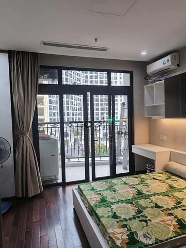 Spacious 3-Bedroom Royal City Apartment, Fully Furnished