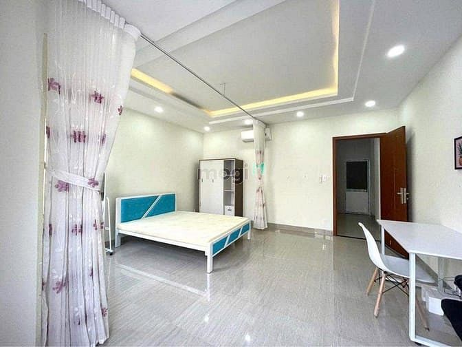 Modern Room with AC near Phan Van Tri