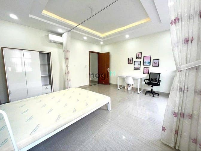 Modern Room with AC near Phan Van Tri