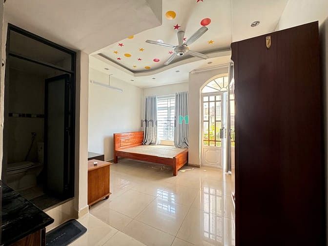 Modern Studio Room Near Industrial University