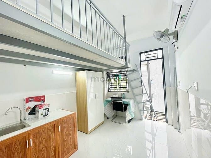 Modern Studio with Loft Near Vocational College