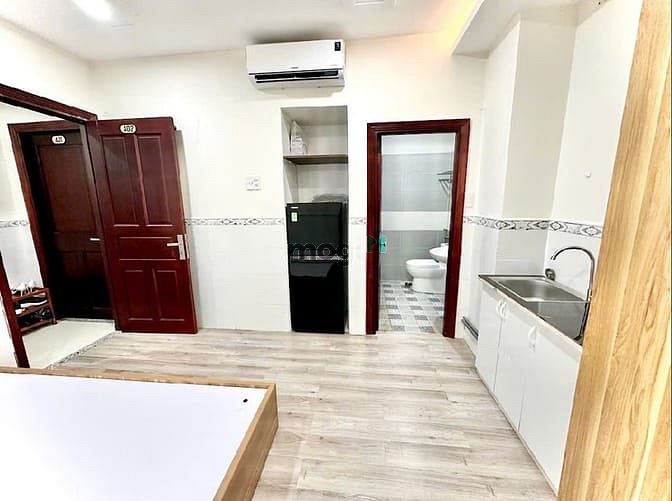Modern Furnished Room with Full Amenities