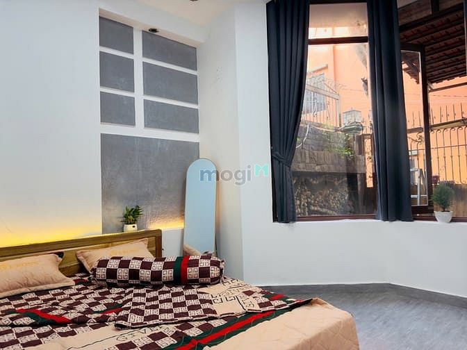 Modern Furnished Room with AC and WiFi