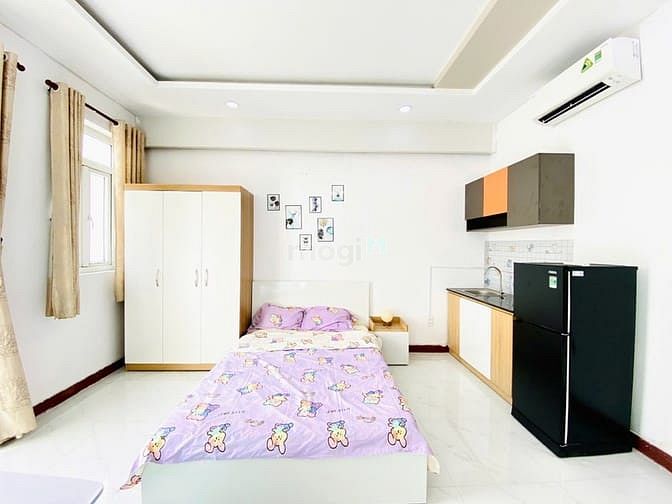 Modern Studio with Air Conditioning and Balcony View