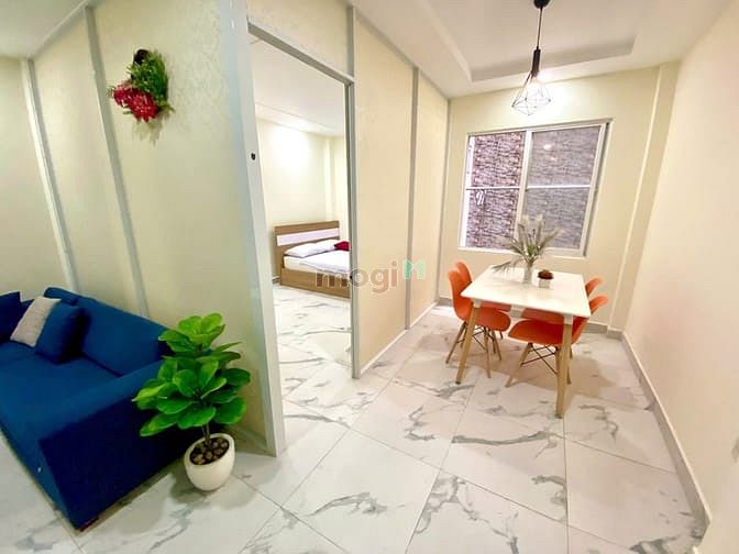 Modern 1-Bedroom Apartment with Marble Floors