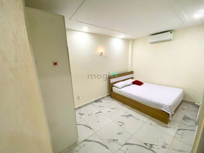 Modern 1-Bedroom Apartment with Marble Floors