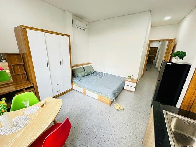 Modern Studio Apartment with Full Amenities
