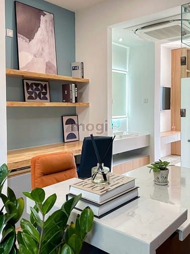 Modern Studio Near Airport with Designer Interior