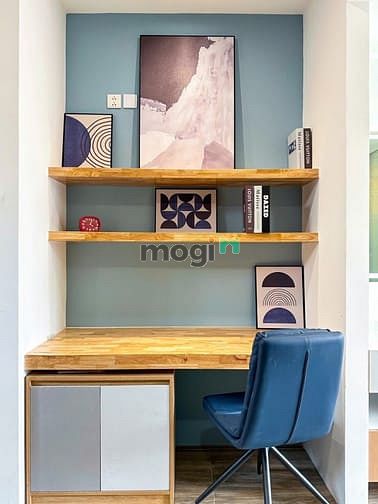 Modern Studio Near Airport with Designer Interior