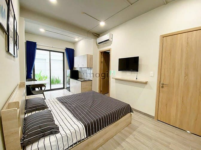 Modern Studio Apartment with Full Amenities