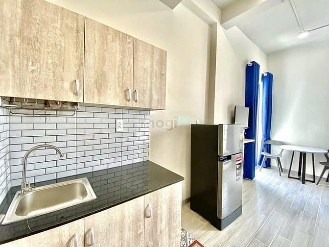 Modern Studio Apartment with Full Amenities