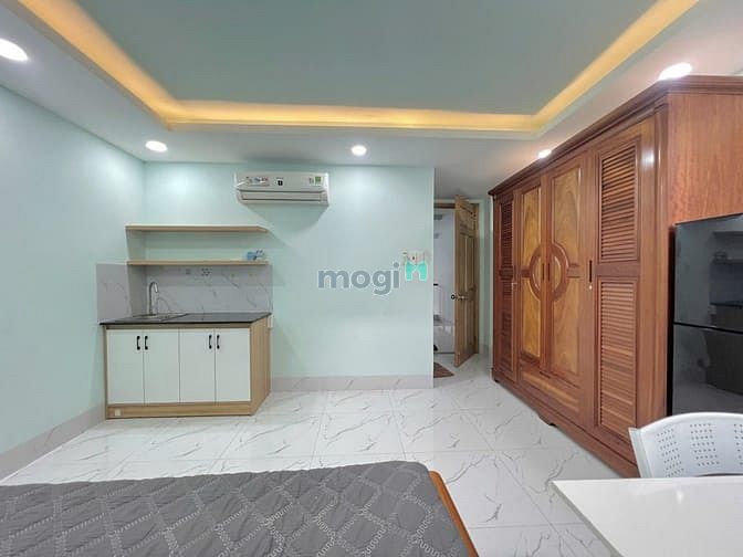 Modern Studio Apartment with Full Amenities