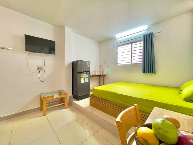 Modern Studio with Appliances in District 3