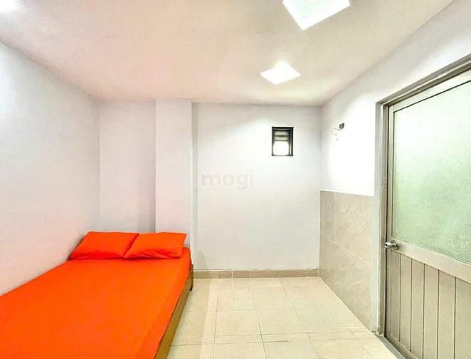 Modern Studio Near RMIT University with Amenities