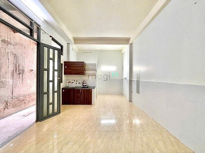 Modern Studio with Kitchen in Go Vap