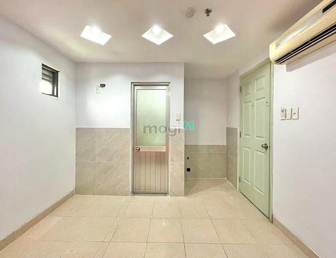 Modern Studio Near RMIT University with Amenities