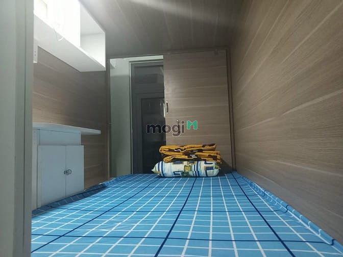 Modern Sleepbox with AC and Laundry Facilities
