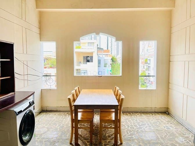 Furnished Mini Room with Utilities in District 5