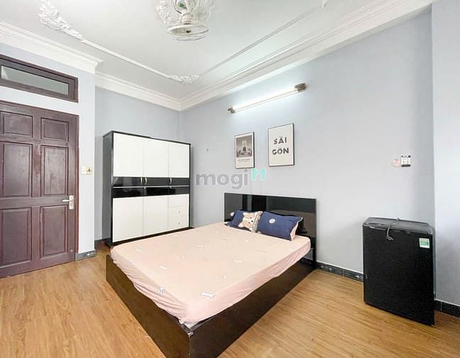 Modern Studio with Balcony near Saigon Station