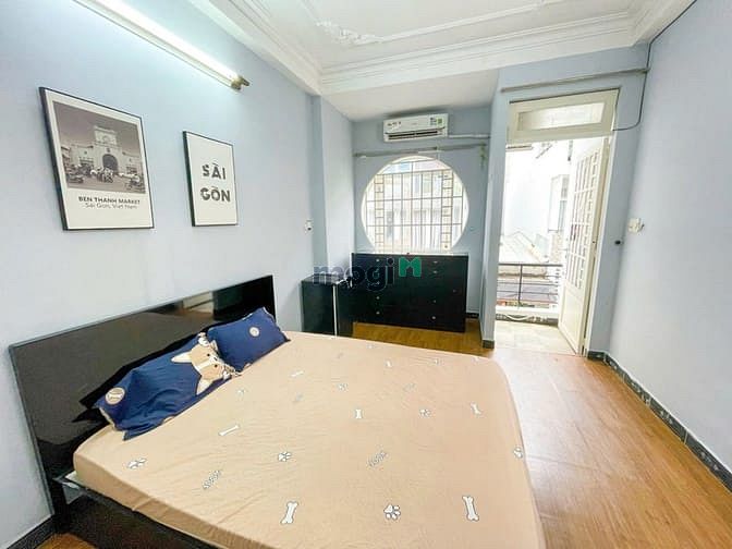 Modern Studio with Balcony near Saigon Station